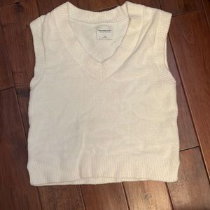 Abercrombie sweater vest